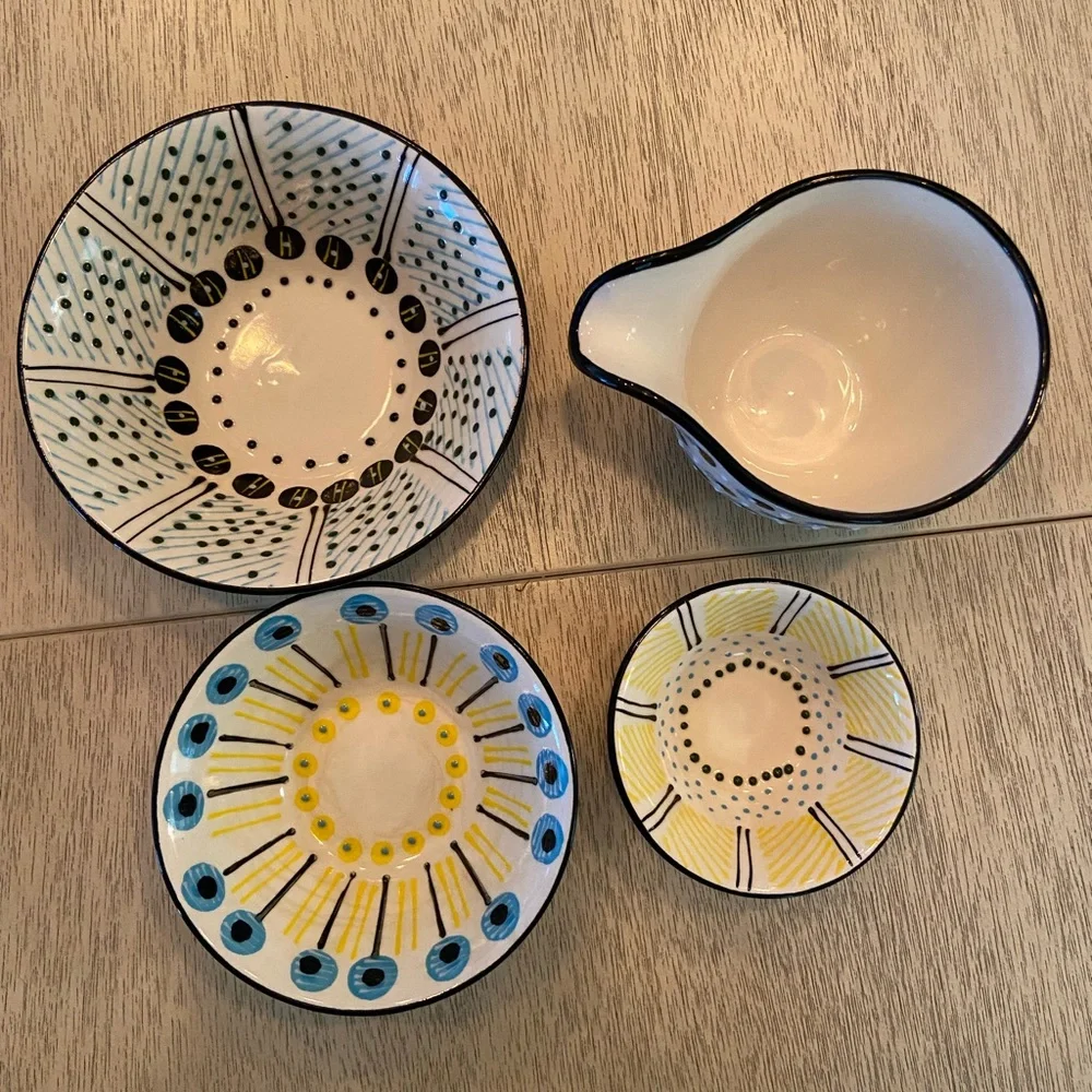 West Elm X Potters workshop set of 3 stacking bowls and gravy sauce bowl